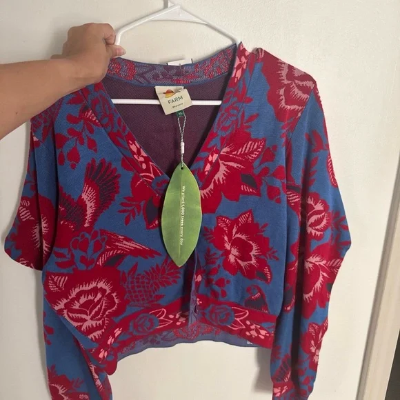FARM Rio Blue and Red Floral Blouse - Picture 5 of 9